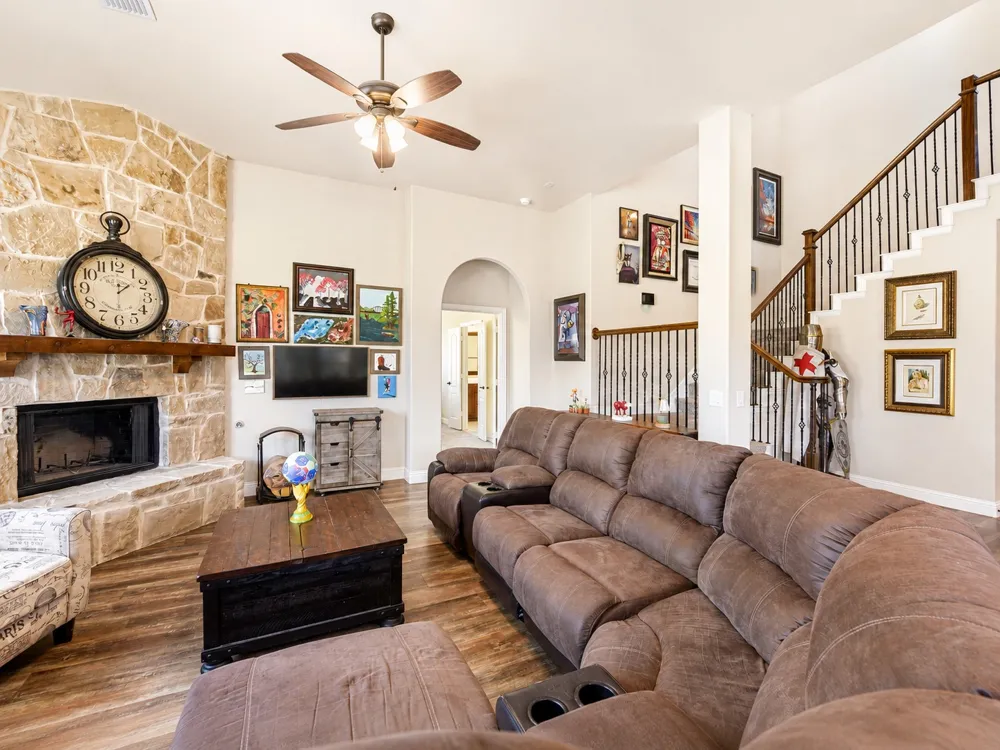 320 Robert Joseph Street Burleson, TX 76028