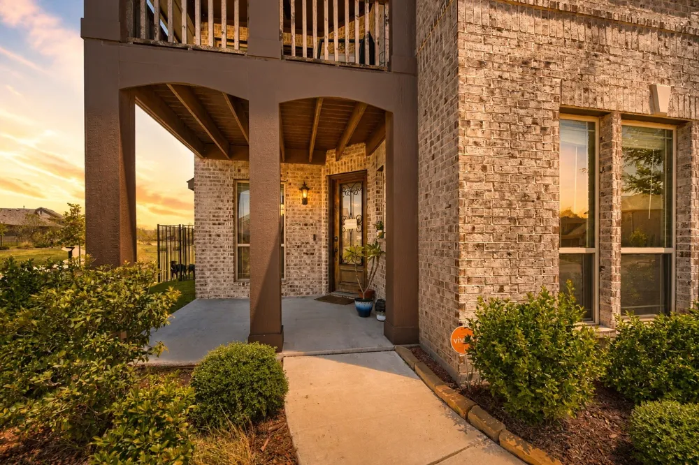 320 Robert Joseph Street Burleson, TX 76028