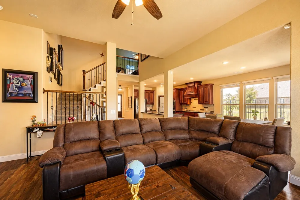 320 Robert Joseph Street Burleson, TX 76028