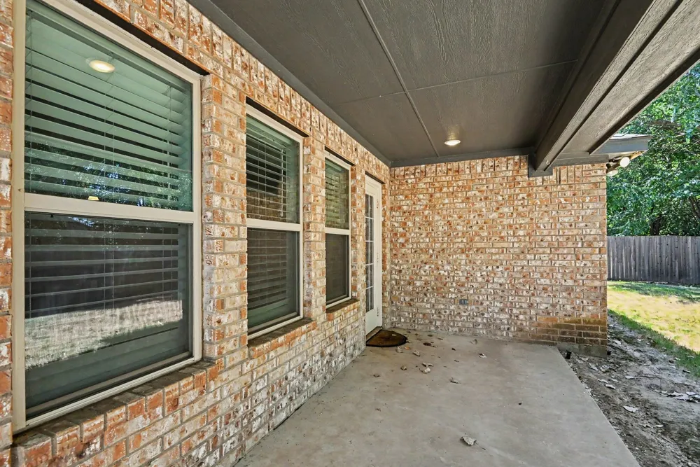 977 Sam Street Springtown, TX 76082