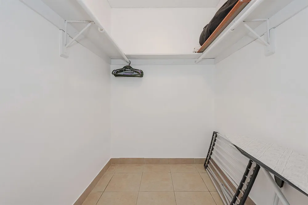 1000 NE 12TH AVENUE #104 Hallandale Beach, FL 33009