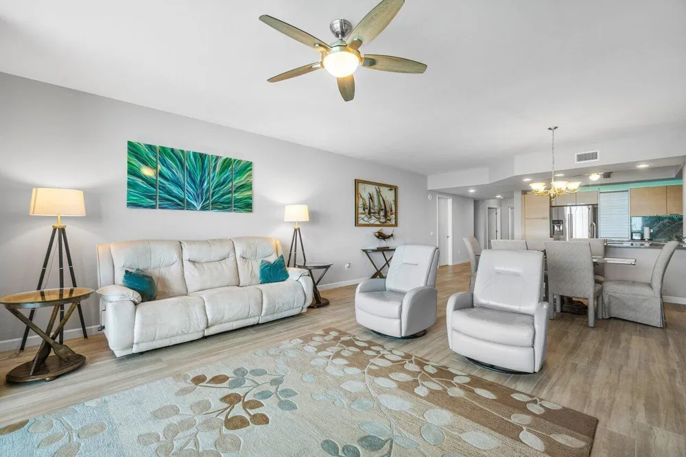 2640 Lake Shore Drive #711 Riviera Beach, FL 33404