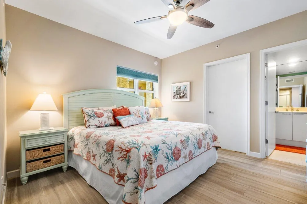 2640 Lake Shore Drive #711 Riviera Beach, FL 33404