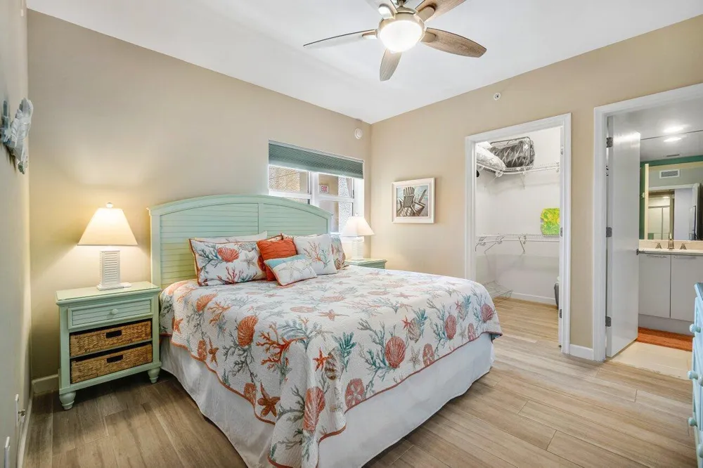 2640 Lake Shore Drive #711 Riviera Beach, FL 33404