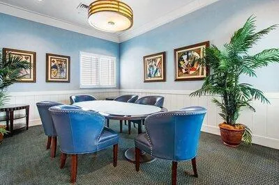 2640 Lake Shore Drive #711 Riviera Beach, FL 33404