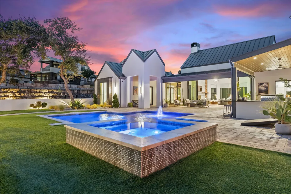 Address Not Shown Spicewood, TX 78669