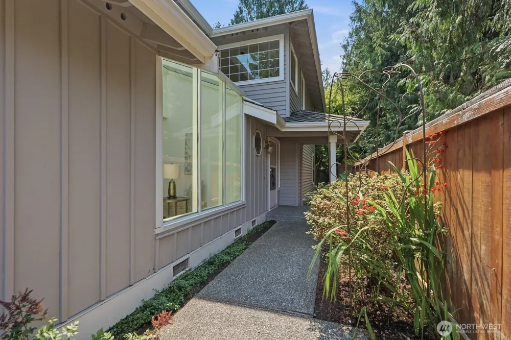 1824 Mill Pointe Drive SE Mill Creek, WA 98012
