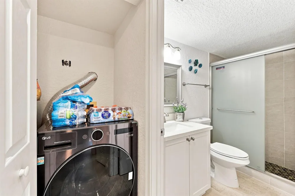 10382 NW 24th Place #105 Sunrise, FL 33322