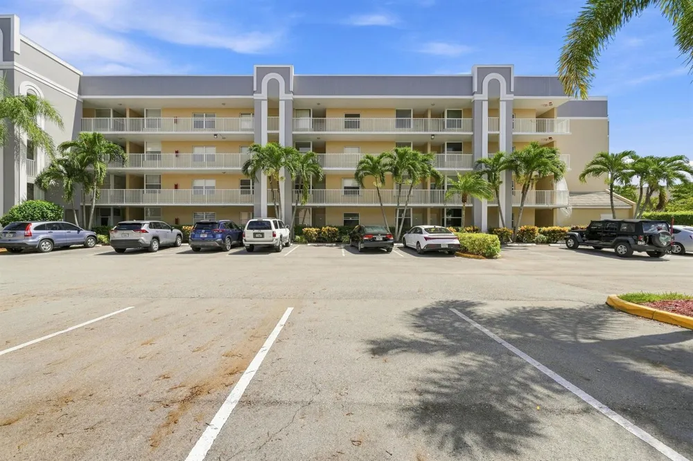 10382 NW 24th Place #105 Sunrise, FL 33322