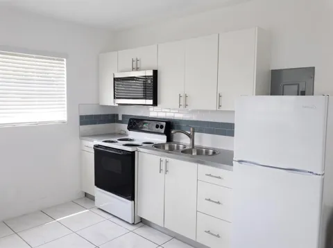 141 NW 4th Avenue #3