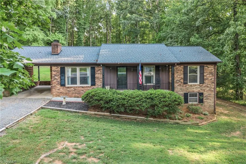 206 Laura Road Madison, NC 27025