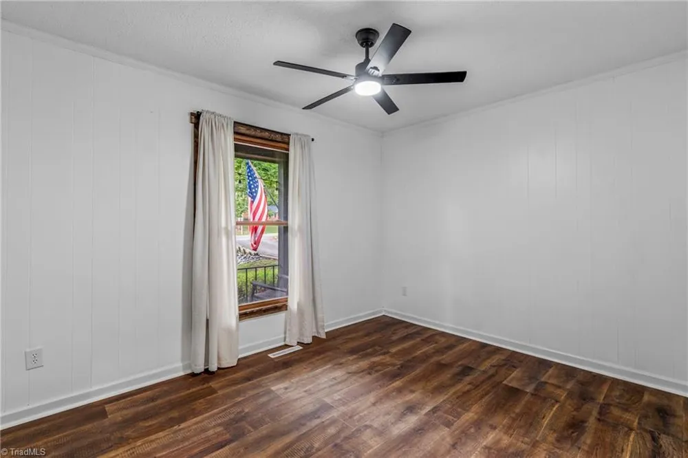 206 Laura Road Madison, NC 27025