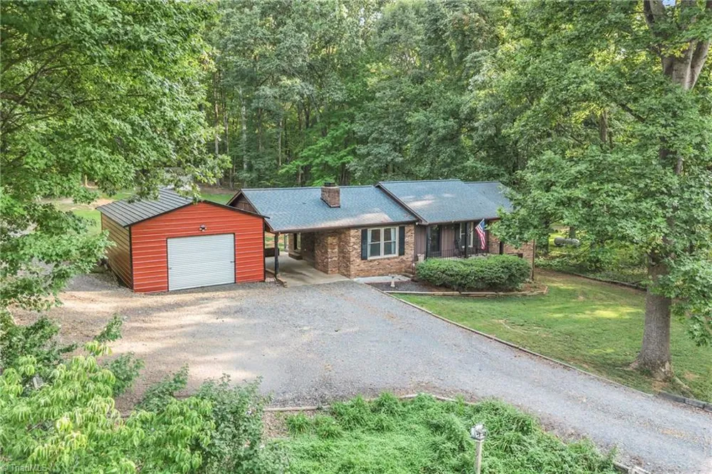 206 Laura Road Madison, NC 27025