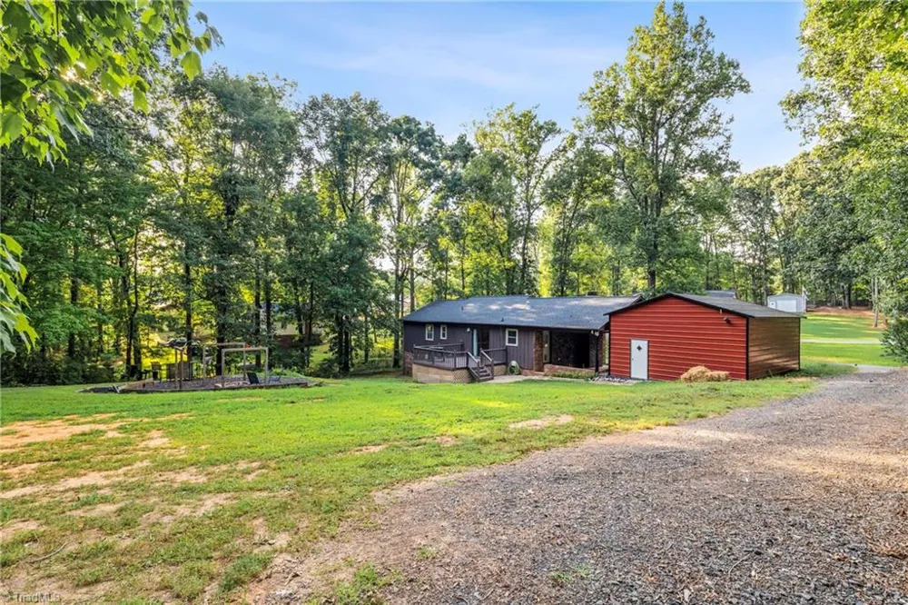 206 Laura Road Madison, NC 27025