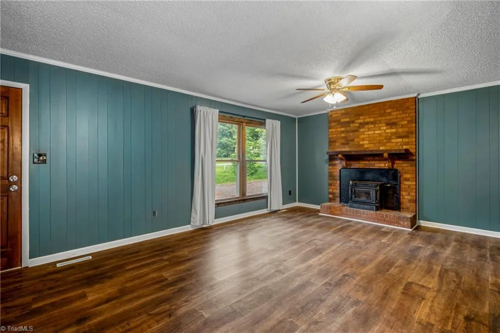206 Laura Road Madison, NC 27025