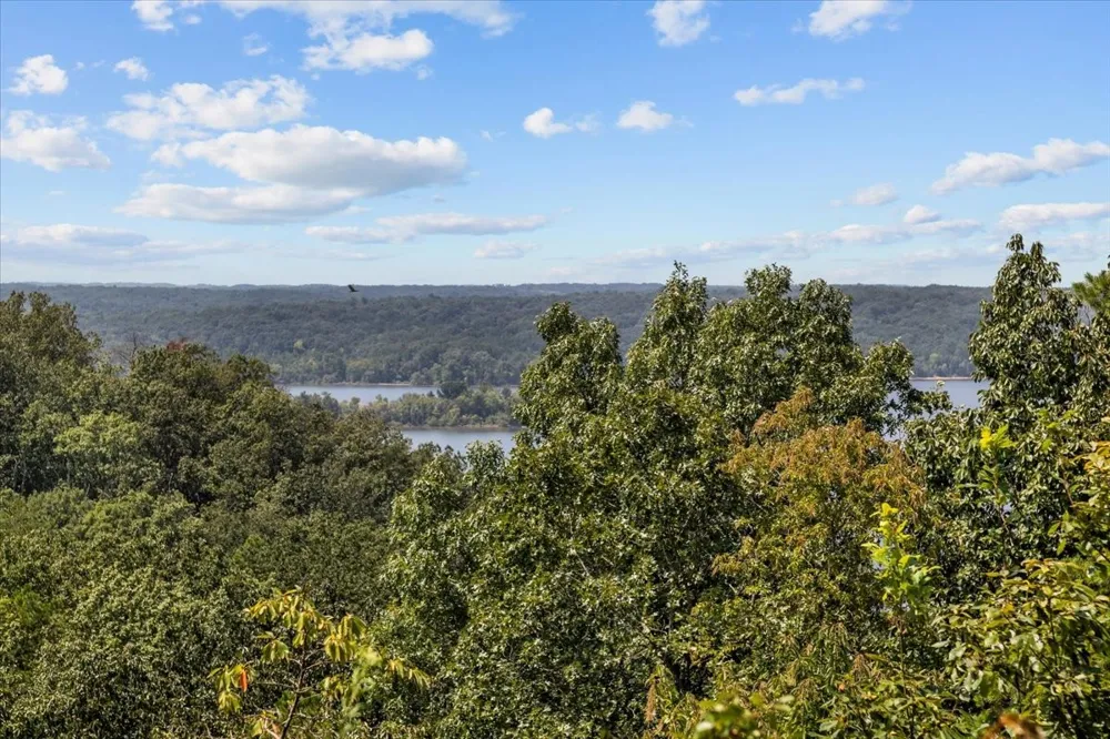 90 Float Dr Waverly, TN 37185