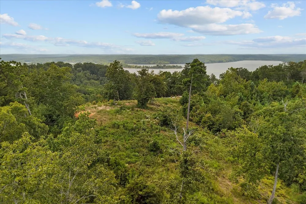 90 Float Dr Waverly, TN 37185