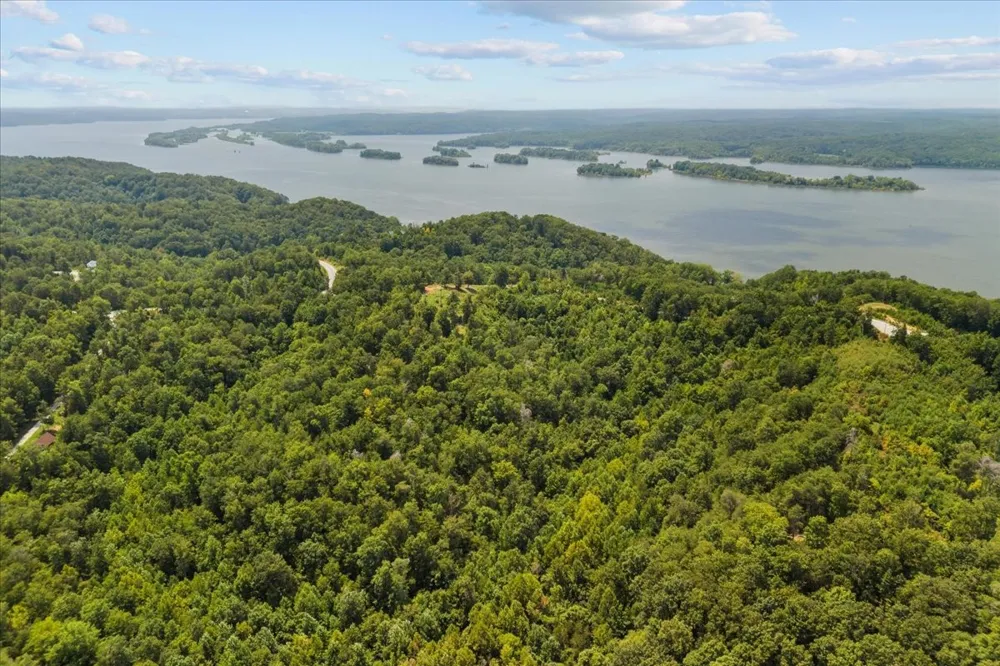 90 Float Dr Waverly, TN 37185