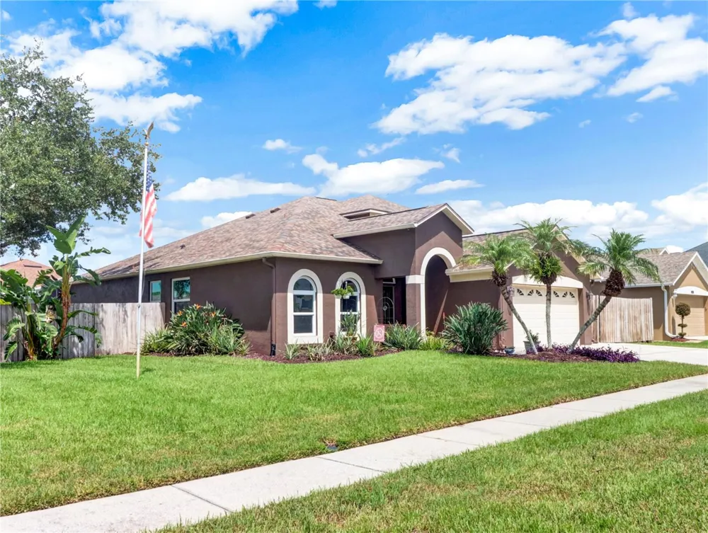 2002 RAIN DANCE PLACE Brandon, FL 33510