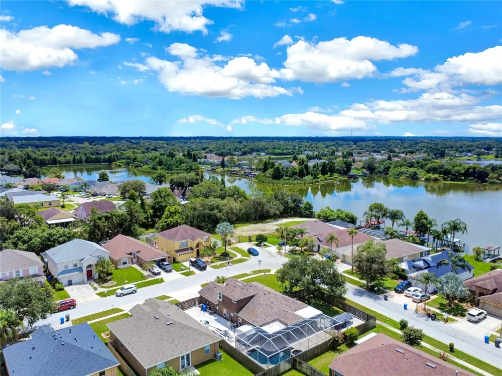 2002 RAIN DANCE PLACE Brandon, FL 33510