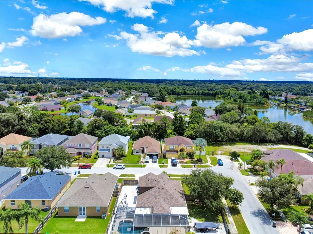 2002 RAIN DANCE PLACE Brandon, FL 33510