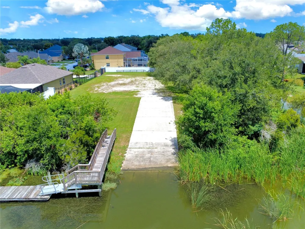 2002 RAIN DANCE PLACE Brandon, FL 33510
