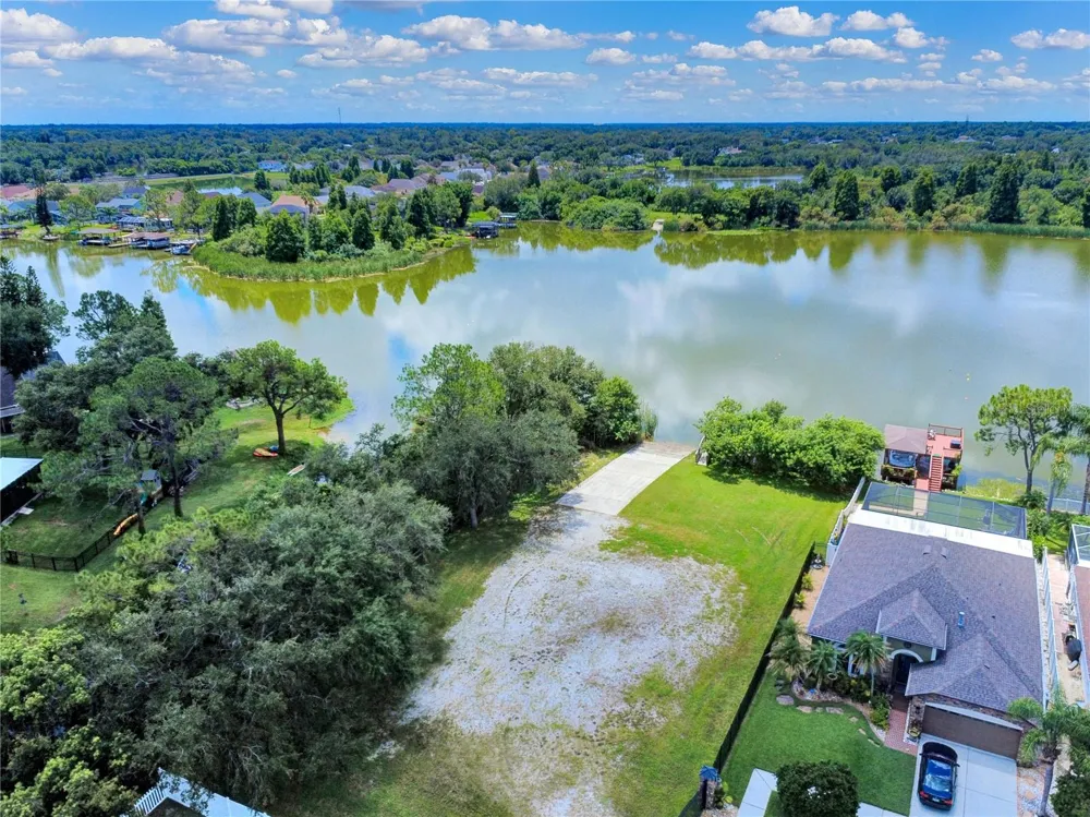 2002 RAIN DANCE PLACE Brandon, FL 33510
