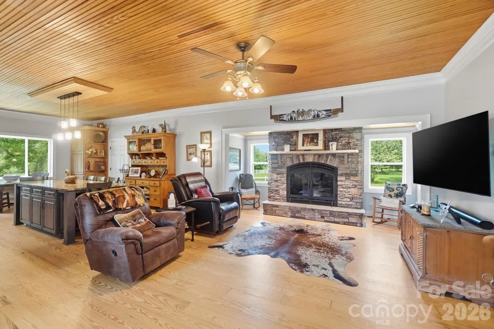 176 Meek Road Gastonia, NC 28056