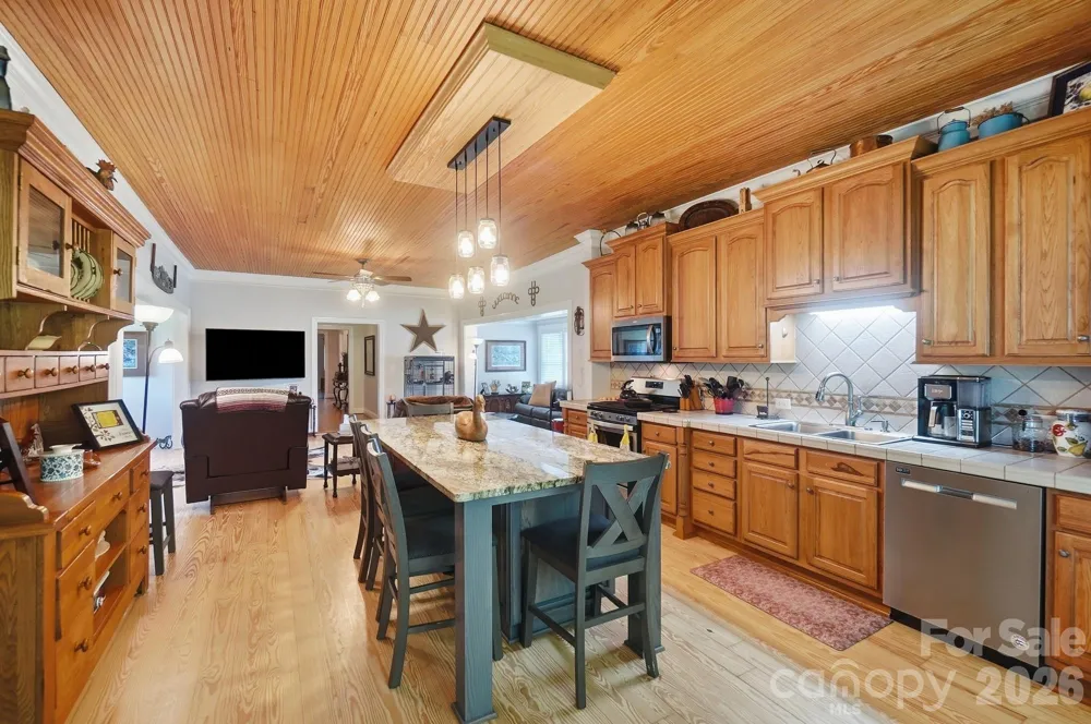 176 Meek Road Gastonia, NC 28056