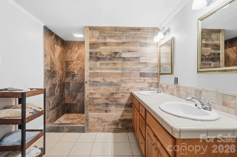 176 Meek Road Gastonia, NC 28056