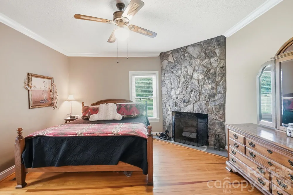 176 Meek Road Gastonia, NC 28056