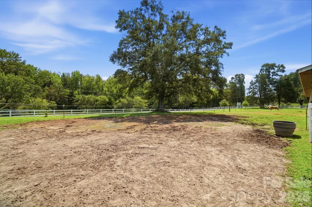 176 Meek Road Gastonia, NC 28056