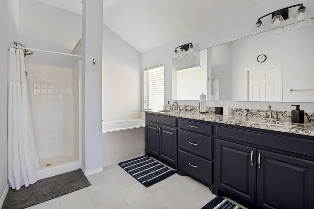 517 Magnolia Lane Glenn Heights, TX 75154