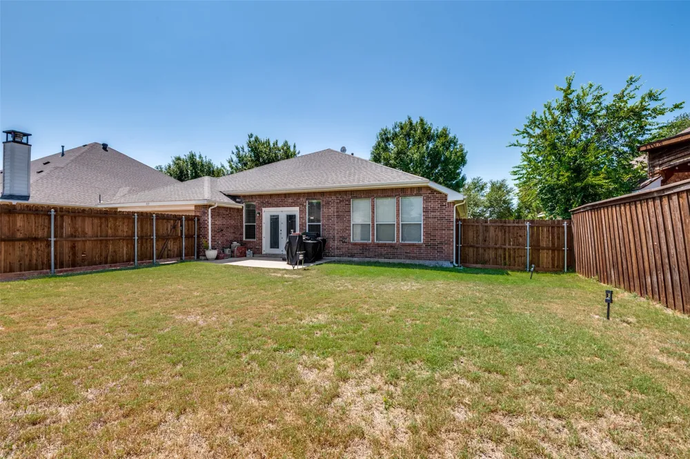 517 Magnolia Lane Glenn Heights, TX 75154