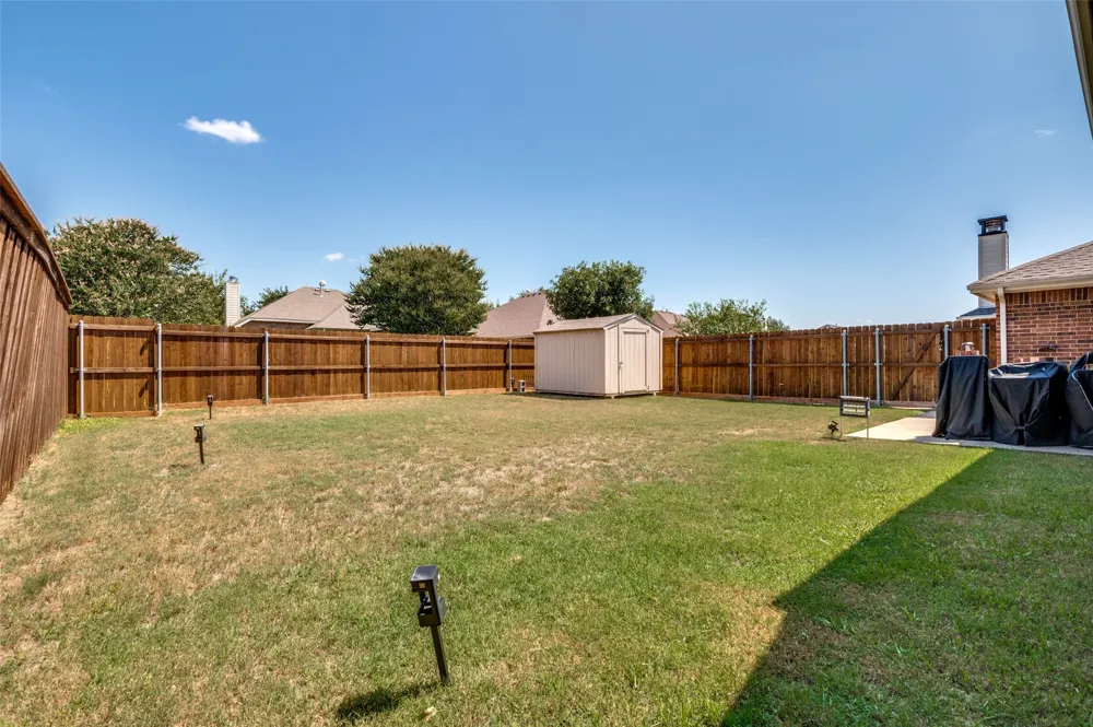 517 Magnolia Lane Glenn Heights, TX 75154