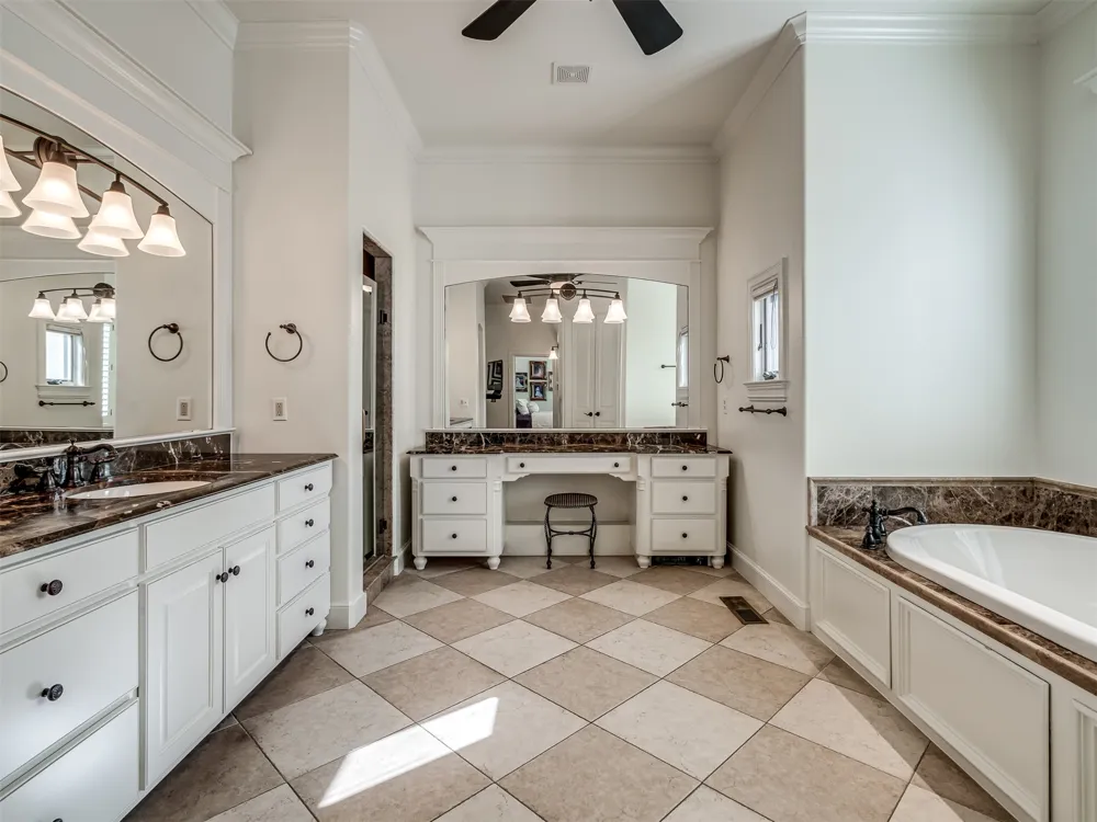 10615 S Fir Avenue Jenks, OK 74037