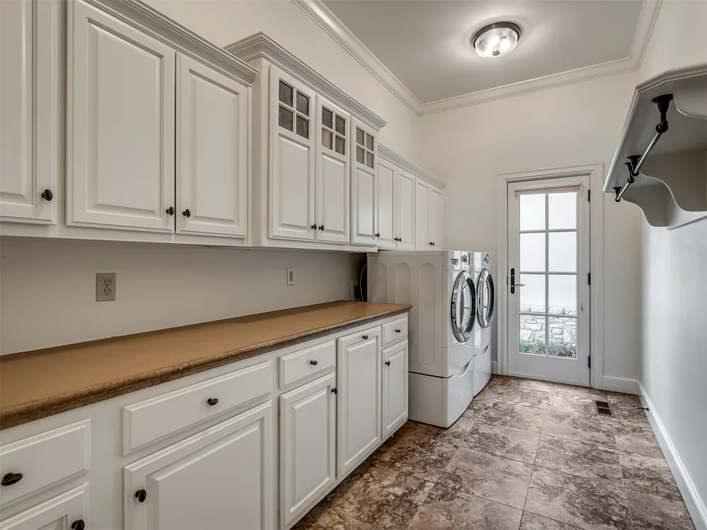 10615 S Fir Avenue Jenks, OK 74037