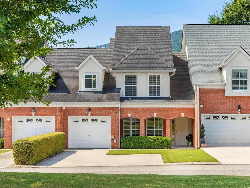724 Outlook Lane Chattanooga, TN 37419
