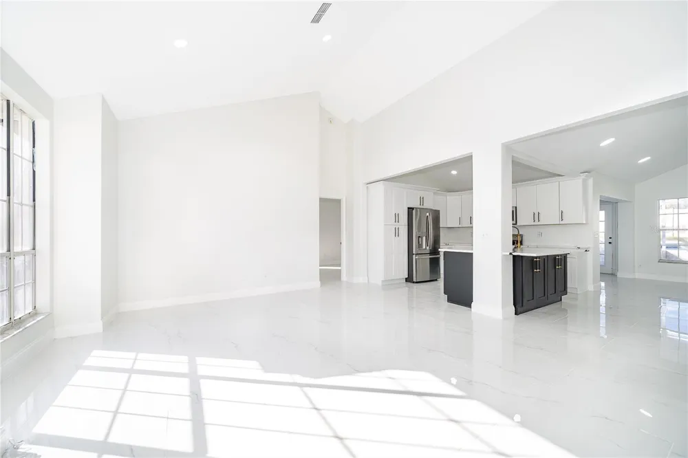 1250 GLENMORE DRIVE Apopka, FL 32712