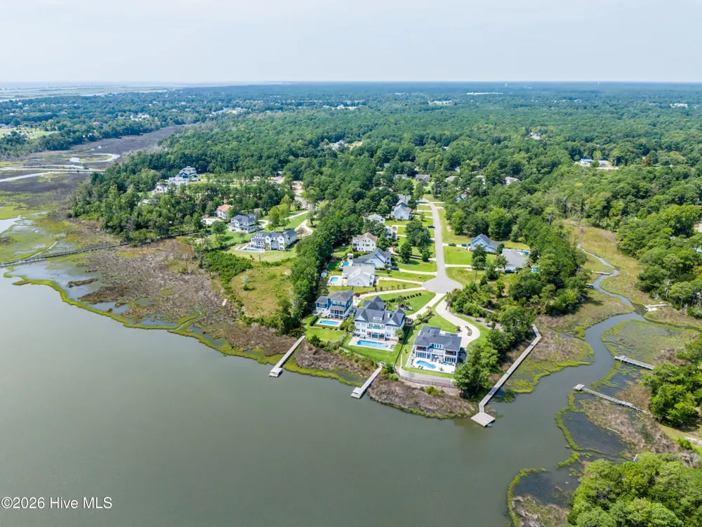 105 Tradewinds Drive Hampstead, NC 28443