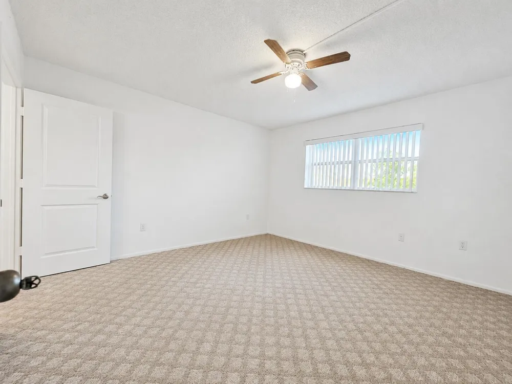 3051 Sunrise Lakes Drive E #203 Sunrise, FL 33322