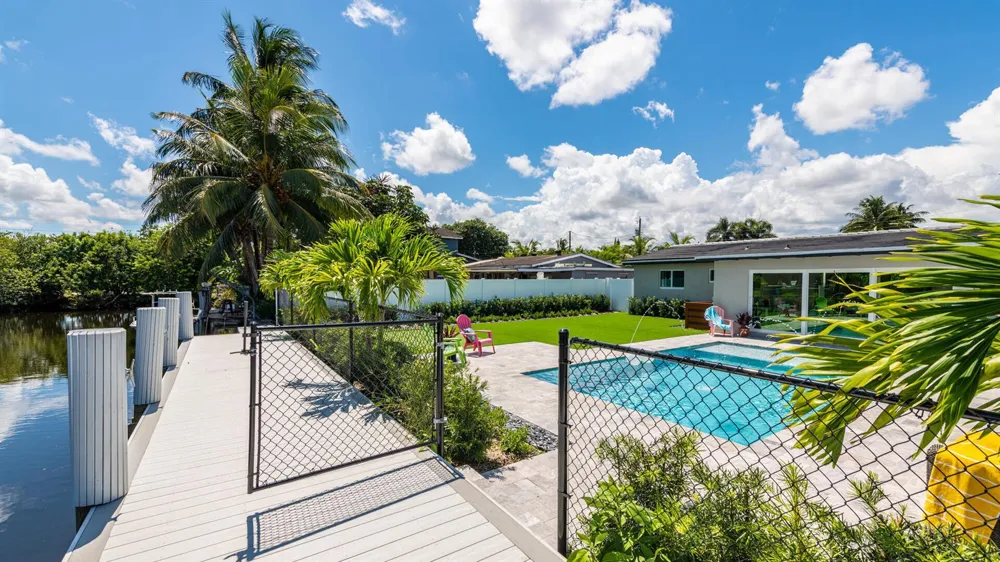 4730 SW 42ND TERRACE Dania Beach, FL 33314