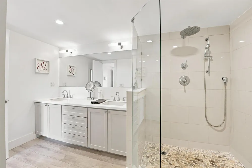 3589 S Ocean Boulevard #808 South Palm Beach, FL 33480
