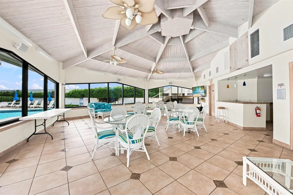 3589 S Ocean Boulevard #808 South Palm Beach, FL 33480
