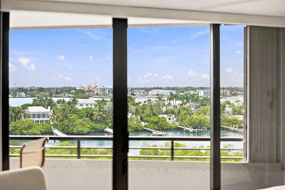 3589 S Ocean Boulevard #808 South Palm Beach, FL 33480