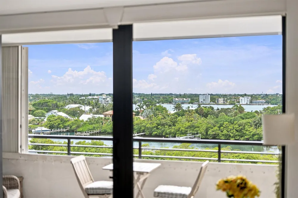 3589 S Ocean Boulevard #808 South Palm Beach, FL 33480