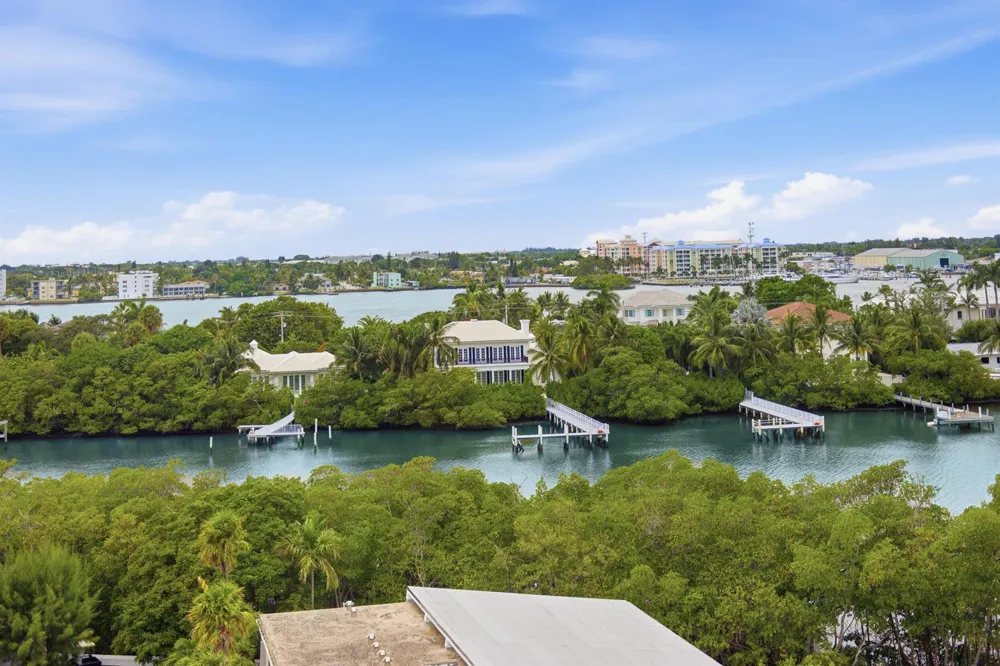 3589 S Ocean Boulevard #808 South Palm Beach, FL 33480