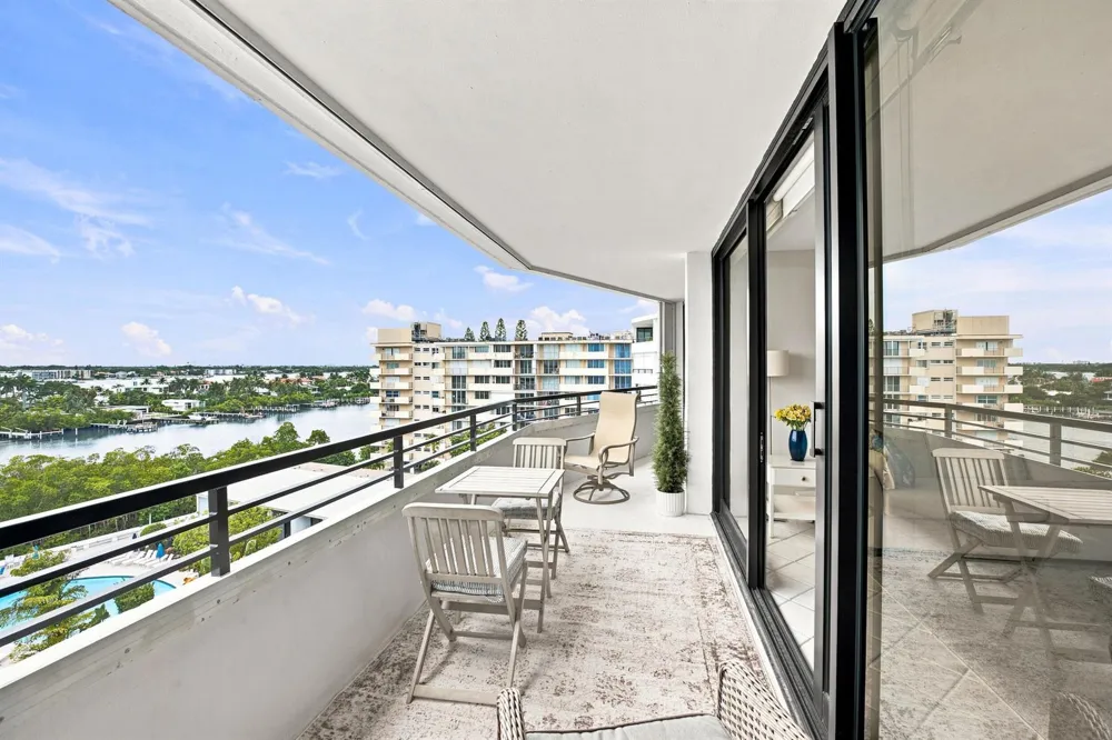 3589 S Ocean Boulevard #808 South Palm Beach, FL 33480