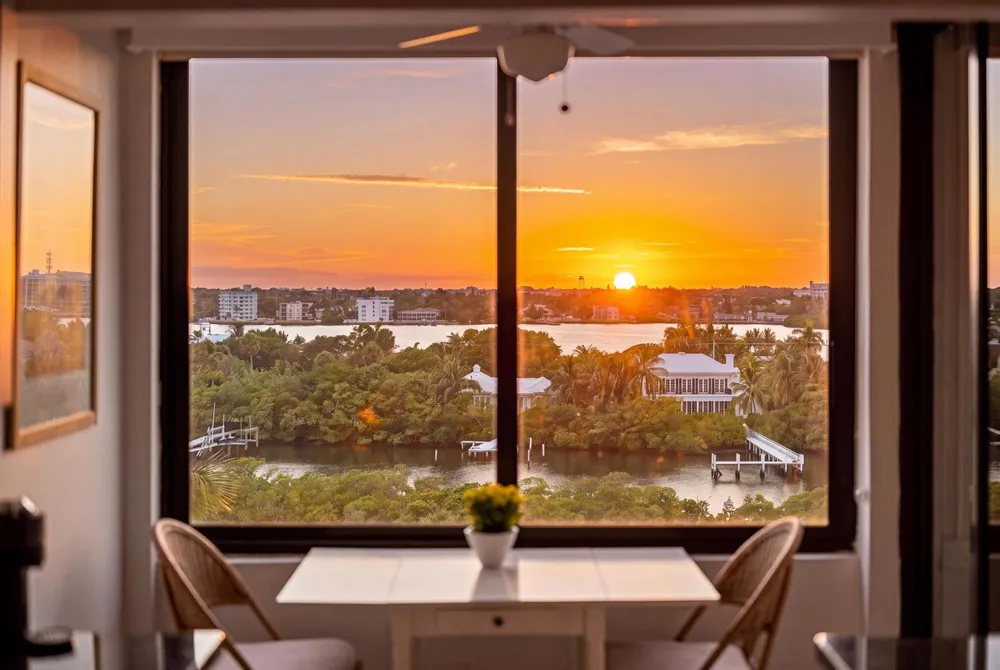 3589 S Ocean Boulevard #808 South Palm Beach, FL 33480
