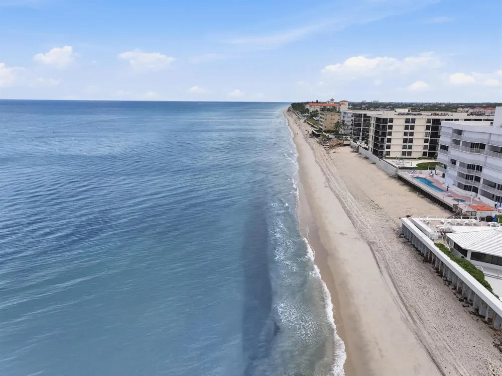 3589 S Ocean Boulevard #808 South Palm Beach, FL 33480